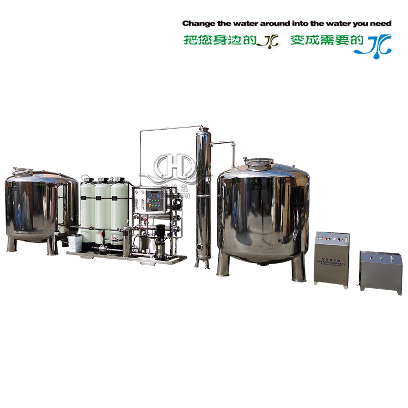 1噸帶軟化玻璃罐反滲透設備(帶臭氧混合塔臭氧滅菌器) 1噸帶軟化玻璃罐反滲透設備(帶臭氧混合塔臭氧滅菌器)